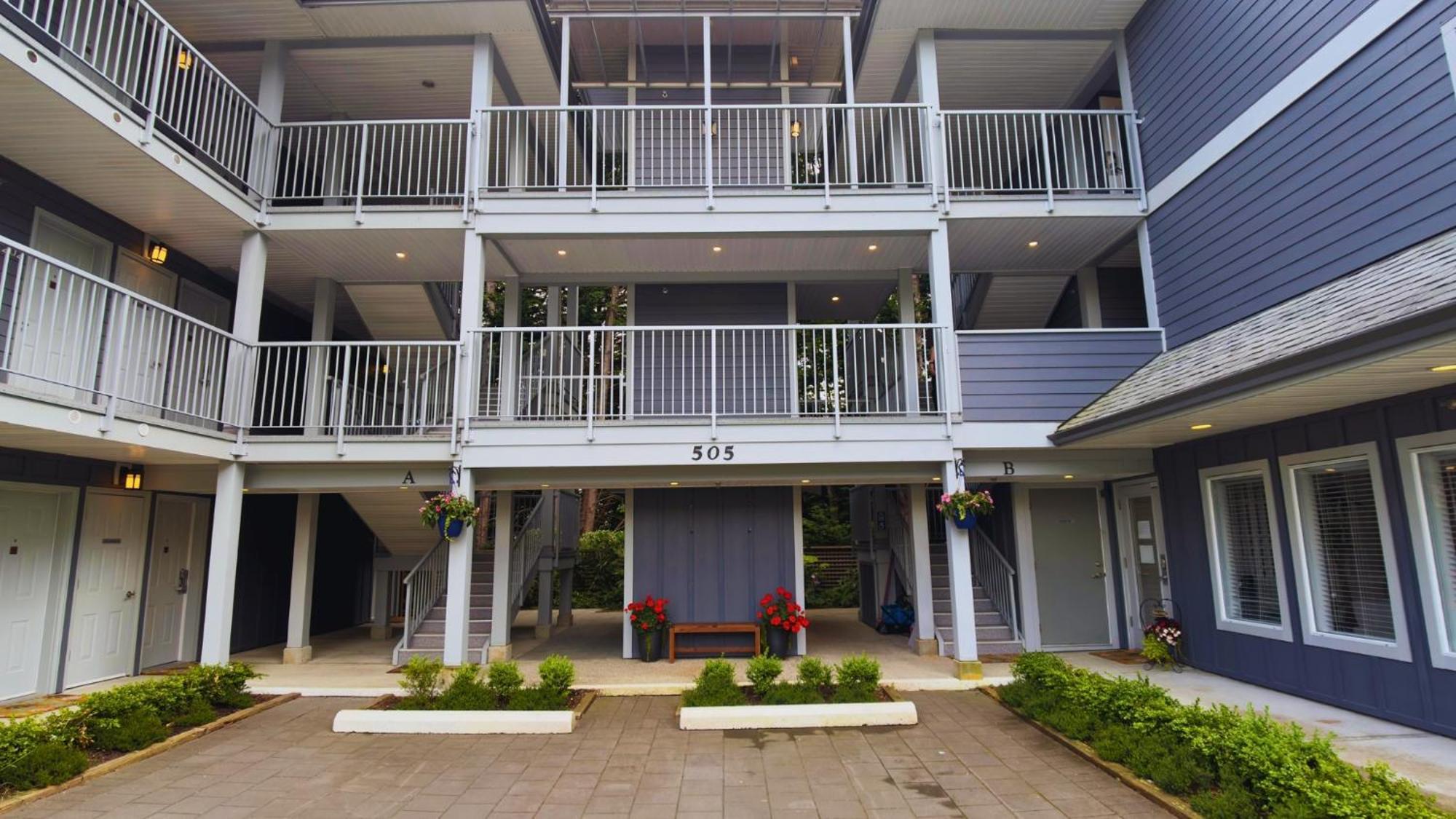 Gibsons Landing Inn Eksteriør bilde